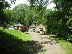  Gardeners Cottage B and B  Бэйквелл